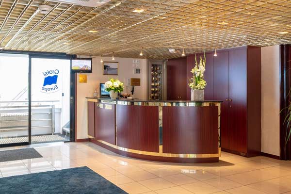 MS Mistral Gallery Image